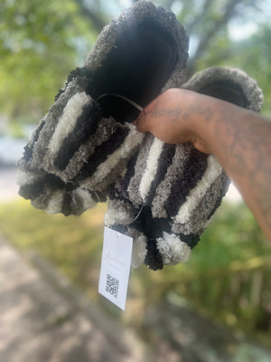 “Panda” slides