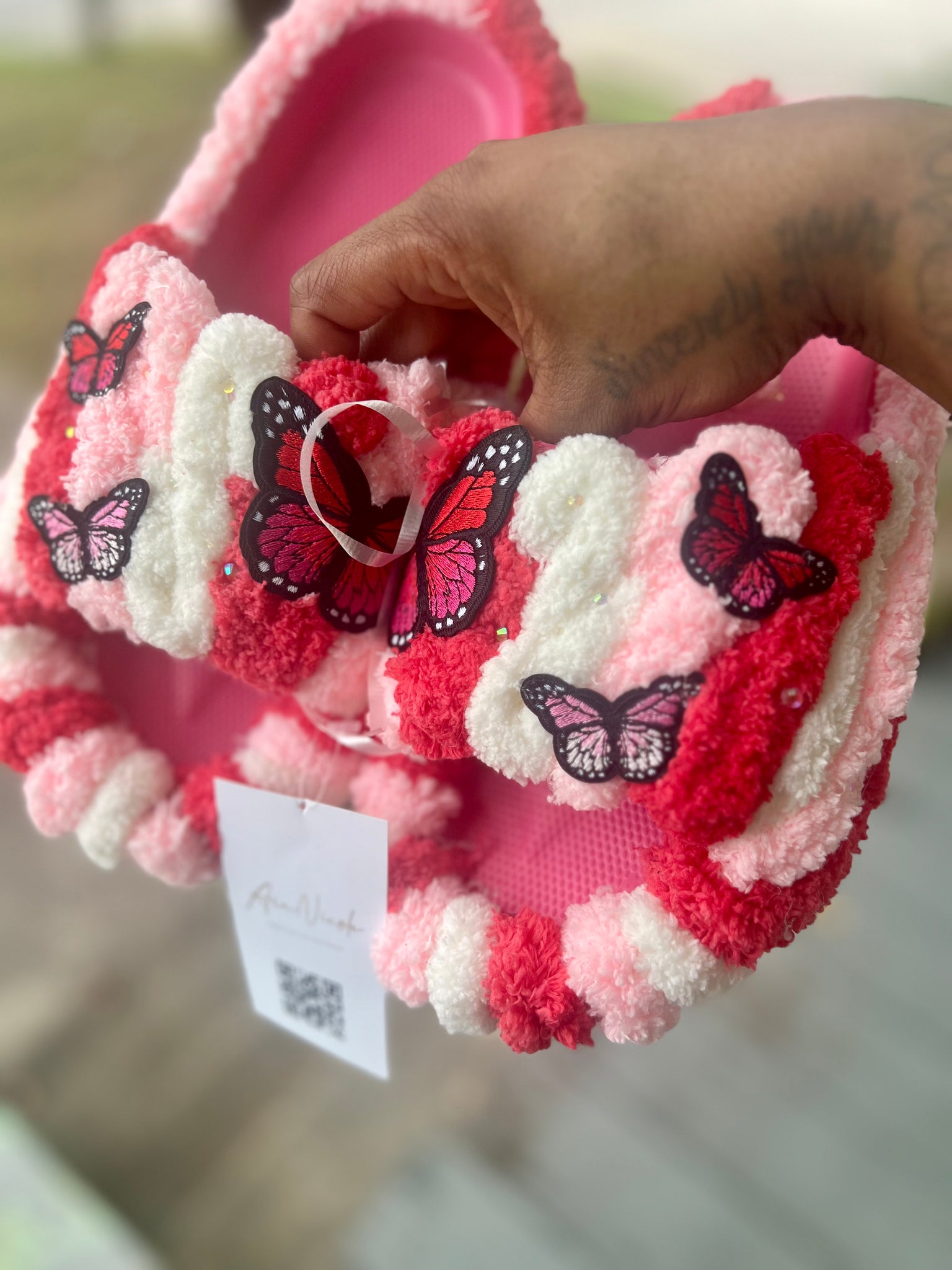 “Strawberry shortcake * butterfly” slides