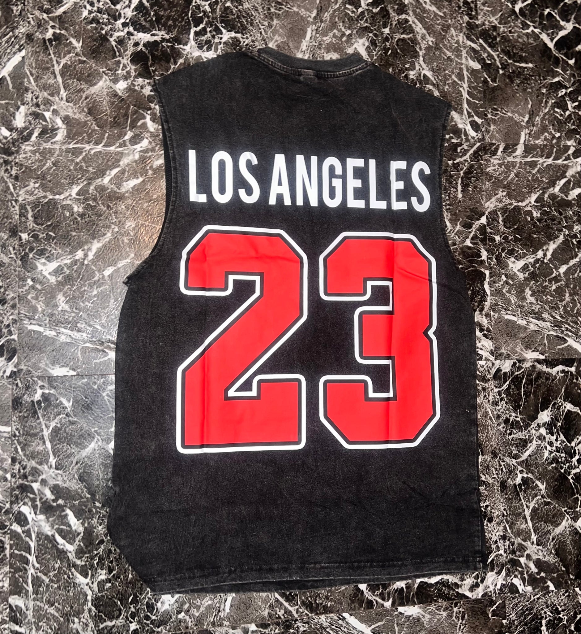 “LA 23” oversized sleeveless top