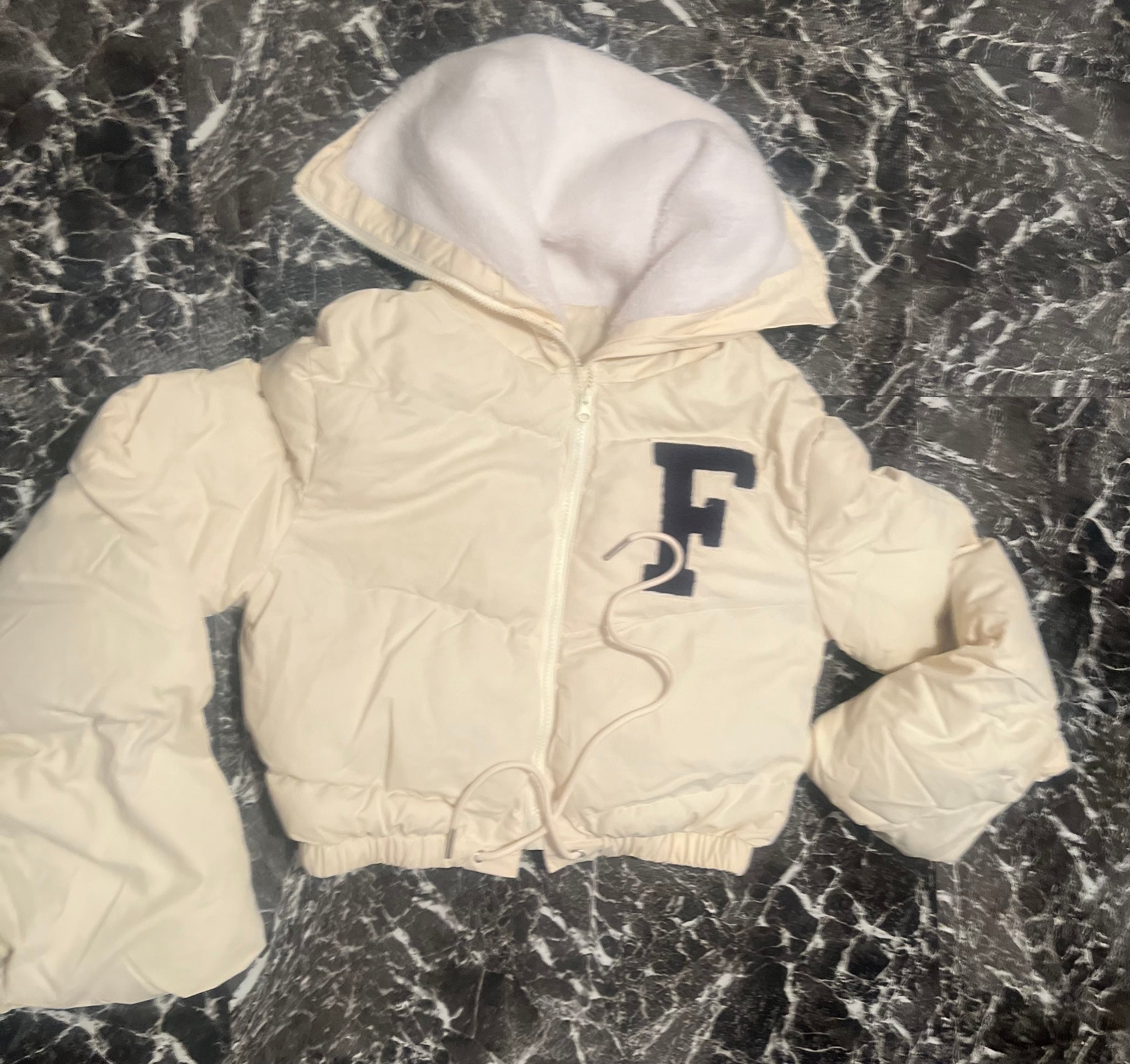 “Trish” puffer jacket