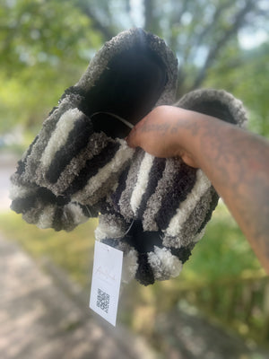 “Panda” slides