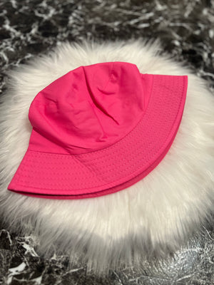 “Pinky” bucket hat