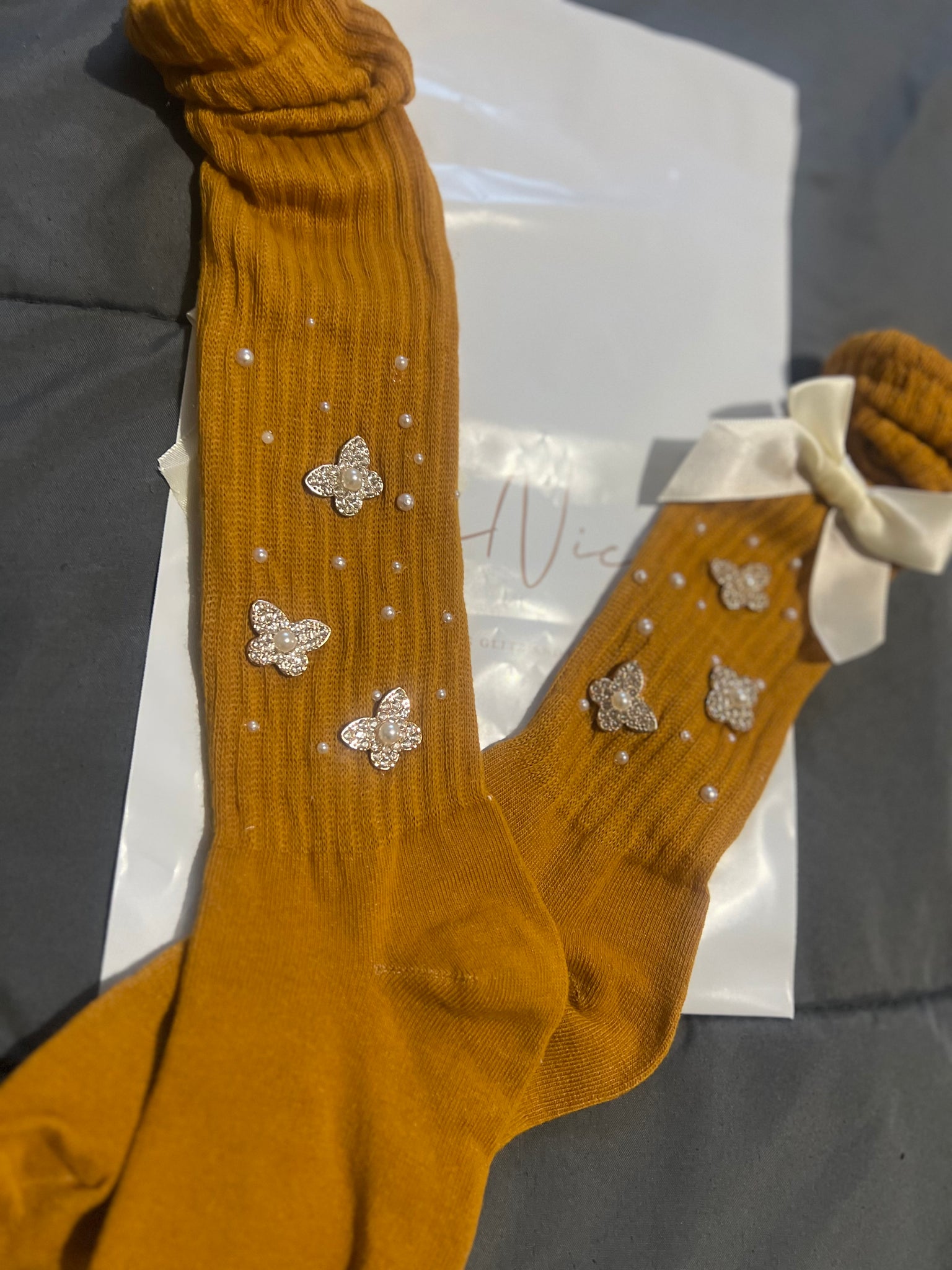 “Glitz” slouch socks