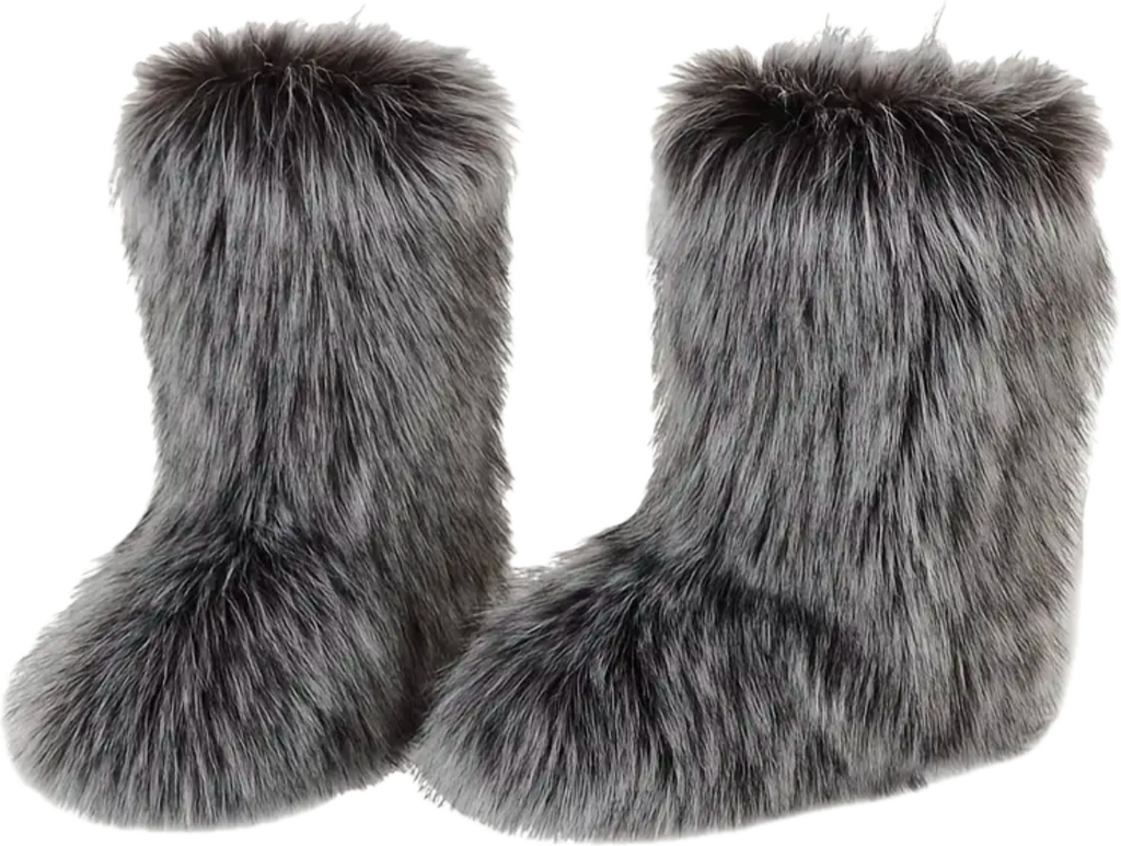 “Fluffy” boots