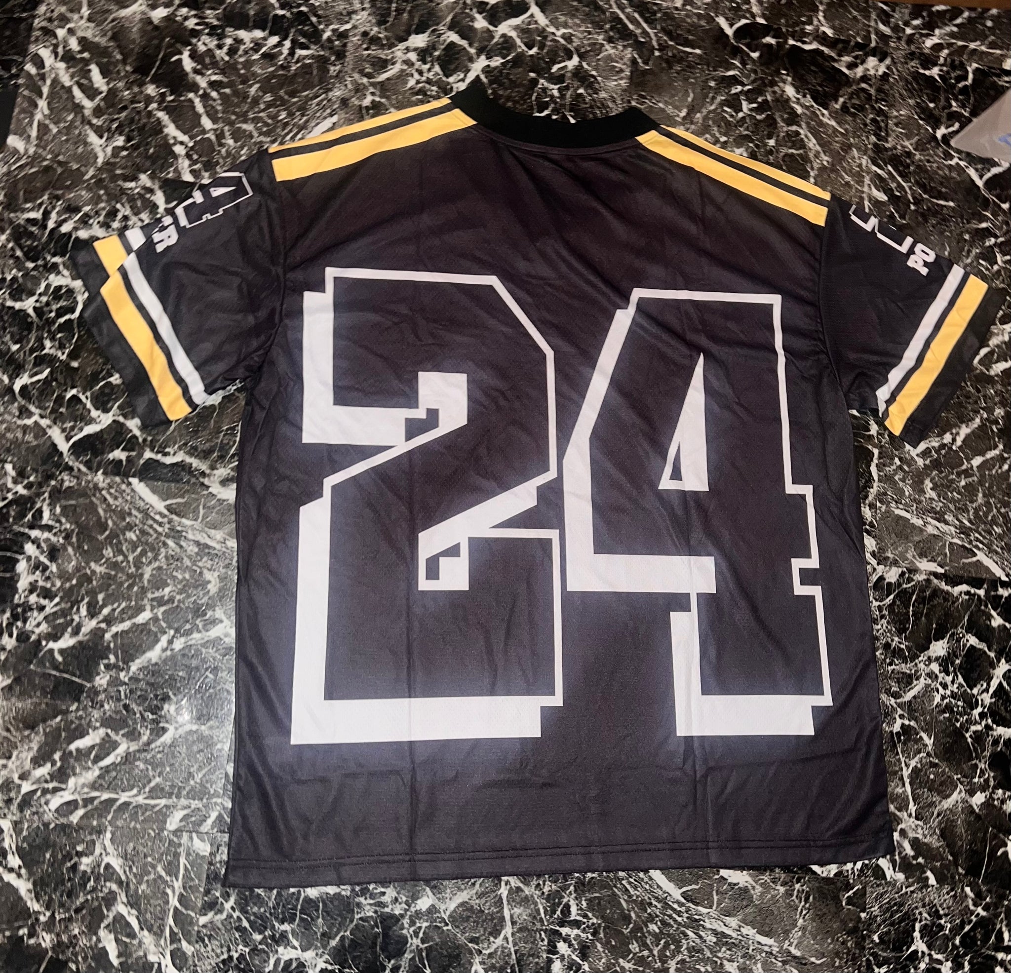 “LA 24” oversized jersey top