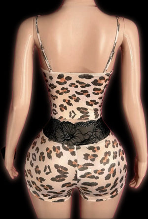 “Leopard “ short set