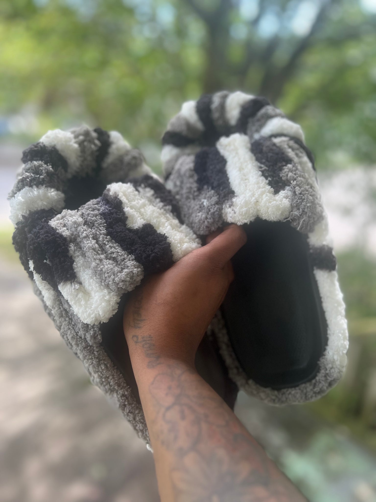 “Panda” slides