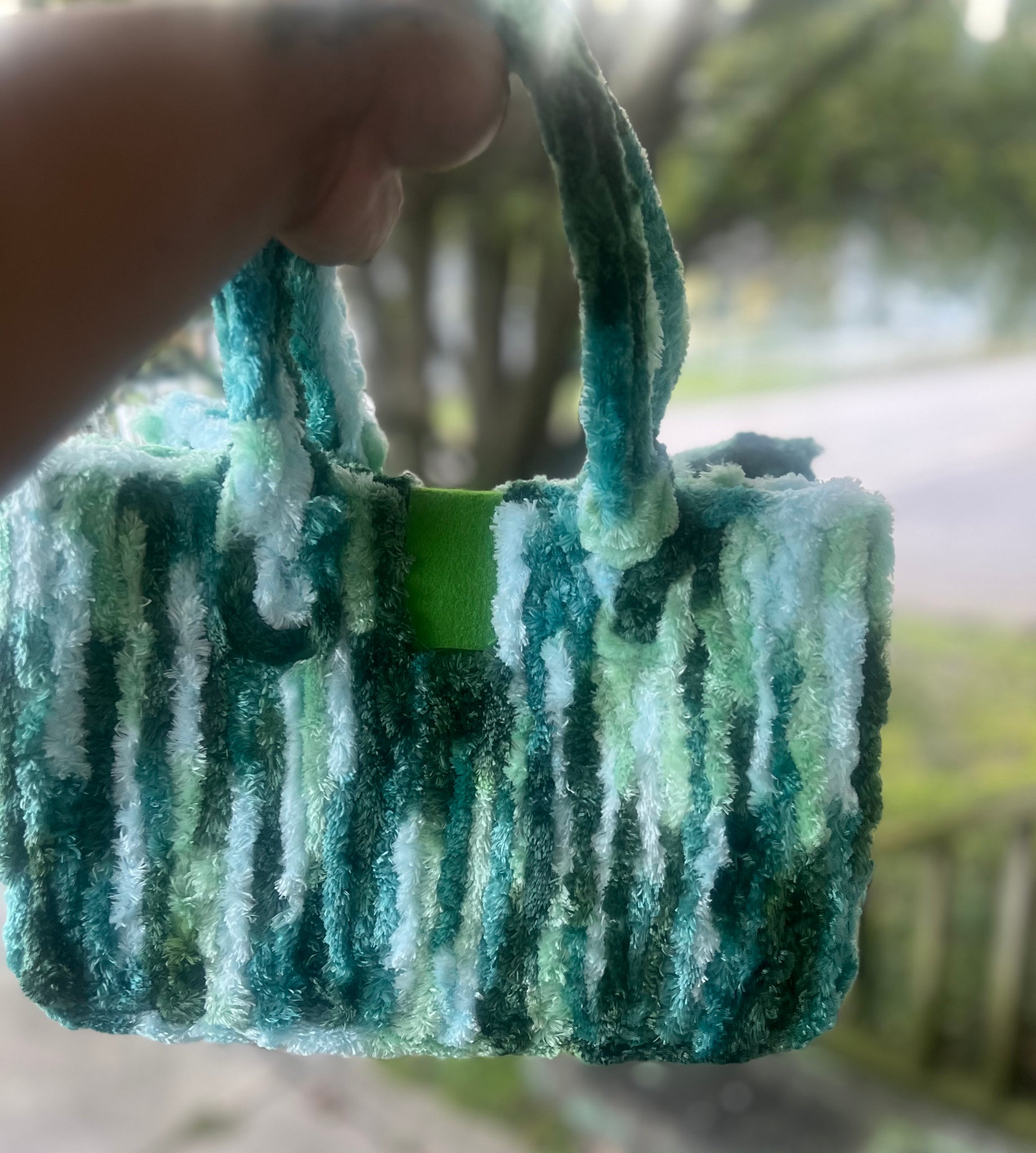 “Wonderland” hand bag