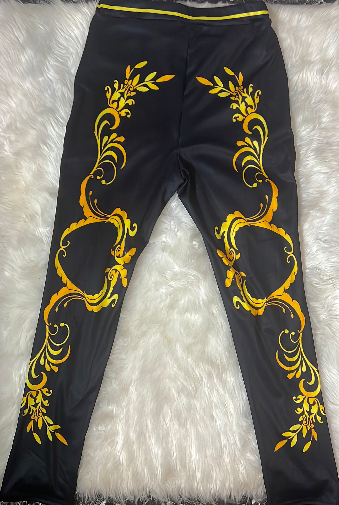 “Queen” bottoms (gold)